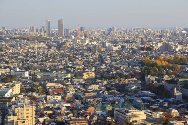 28 Kasım 2023 Şehir Binalarının Havadan Görünümü ile Sunset 'te Şehir Skyline