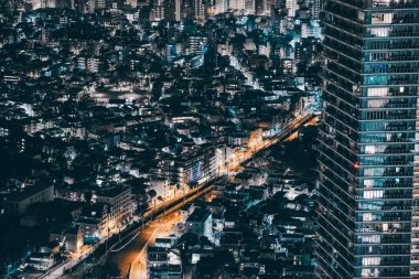 Gece Tokyo, İkebukuro gökdelenlerinin şehri 28 Kasım 2023