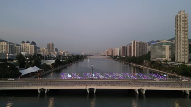 Rio Shing Mun Com Arranha Céus Hong Kong Dezembro 2023 — Vídeo de Stock