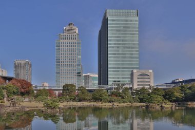 Hamamatsucho Tokyo 'daki Kyushibarikyu. 27 Kasım 2023.