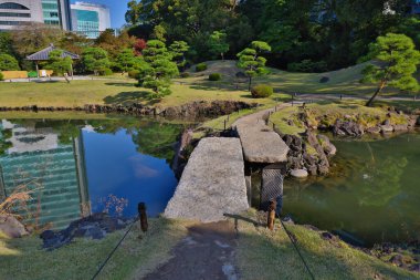 Kyushibarikyu 'daki taş köprü, Tokyo Japonya 27 Kasım 2023