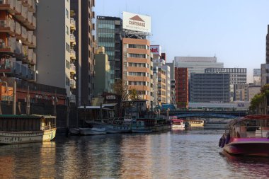 27 Kasım 2023 Kandagawa nehri, Nihombashi bölgesinde. Tokyo, Japonya.