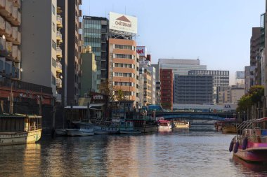 27 Kasım 2023 Kandagawa nehri, Nihombashi bölgesinde. Tokyo, Japonya.