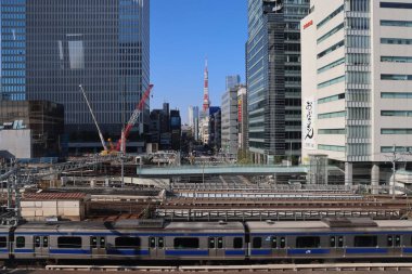 Tokyo Kulesi, Tokyo, Japonya 27 Kasım 2023 ile Hamamatsucho