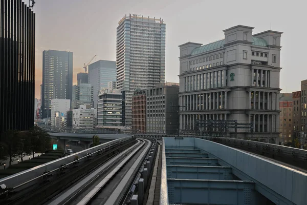 Yeni Transit Yurikamome, 27 Kasım 2023 Tokyo virajından geçiyor.