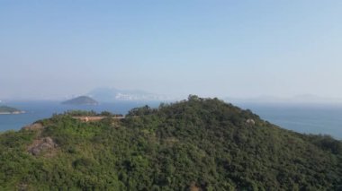 Hong Kong - 6 Ocak 2024: Peng Chau Finger Hill