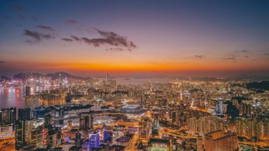 Gece aydınlatması ünlü liman şehri, hk. 14 Ocak 2024