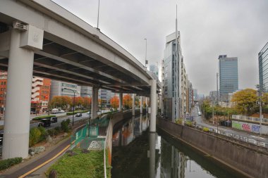 30 Kasım 2023 'te Cityscape ve Gökdelenli Kentsel Skyline