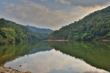 20 Ocak 2024 Lau Shui Heung Baraj göleti kıyısı