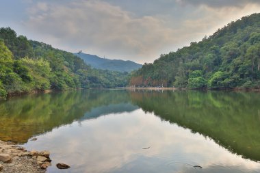 20 Ocak 2024 Lau Shui Heung Baraj göleti kıyısı