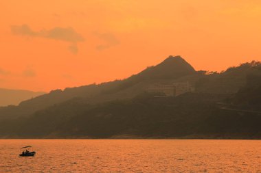 Önemsiz yuva, Tseung Kwan O yuva