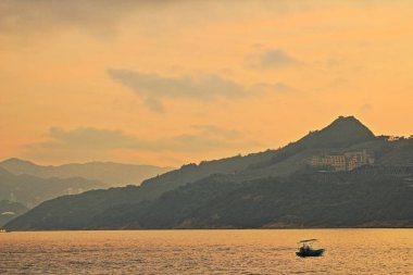 Önemsiz yuva, Tseung Kwan O yuva