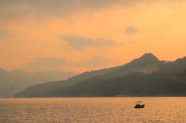 Önemsiz yuva, Tseung Kwan O yuva