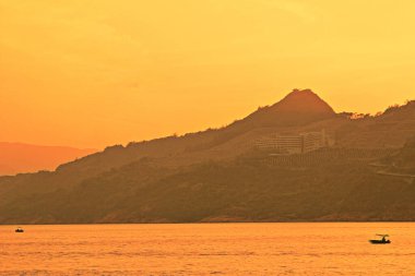 Önemsiz yuva, Tseung Kwan O yuva