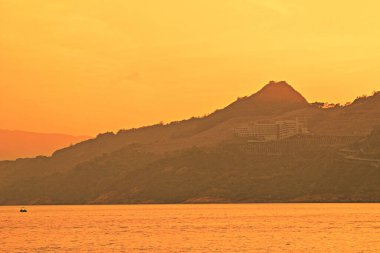 Önemsiz yuva, Tseung Kwan O yuva