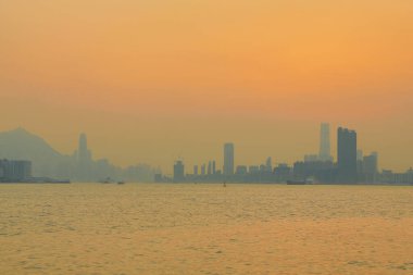 Hava kirliliği 28 Mart 2015 'te Hong Kong' da asıldı.