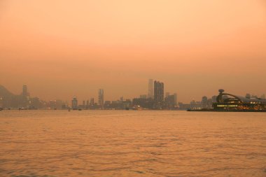 Hava kirliliği 28 Mart 2015 'te Hong Kong' da asıldı.