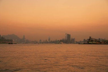 Hava kirliliği 28 Mart 2015 'te Hong Kong' da asıldı.