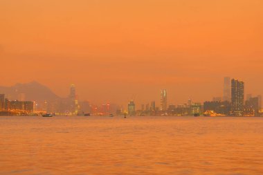 Hava kirliliği 28 Mart 2015 'te Hong Kong' da asıldı.