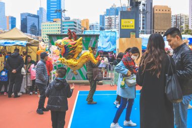 9 Şubat 2024 Kwun Tong 'da Ay Yeni Yıl Fuarı