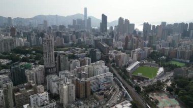 Hong Kong - 15 Şubat 2024: Tong lau, Prens Edward 