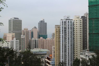 Hong Kong 'da kalabalık bir bina, şehir manzarası 28 Şubat 2015