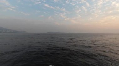 Hong Kong 25 Ocak 2024: Hong Kong 'un dış limanı HK Limanı 