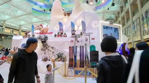 Гонконг Декабря 2023 Года Рождественские Украшения Торговом Центре Landmark — стоковое видео