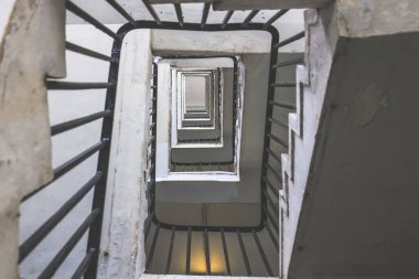 16 Mart 2024 Tai Hang Sai Malikanesi Koridoru veya Merdiven boşluğu