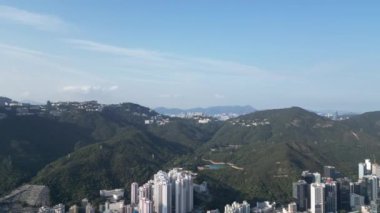 Hong Kong - 24 Mart 2024: Güney Bölgesi, Sahil Büyüsü ve Şehircilik Hava Görüntüsü 
