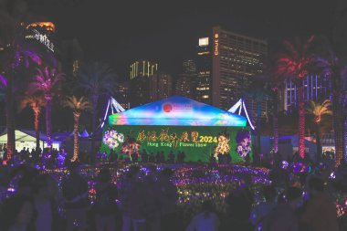 Çiçek Çekici Etrafındaki Neşe, Hong Kong Çiçek Şovu 20 Mart 2024