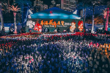 Çiçek Çekici Etrafındaki Neşe, Hong Kong Çiçek Şovu 20 Mart 2024