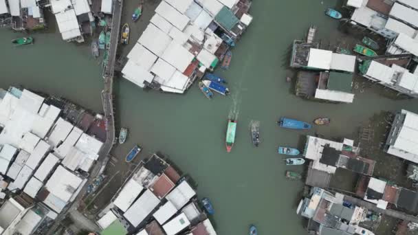 Tai Stilt Evi Balıkçı Köyü Sun Köprüsü Hava Manzaralı — Stok video
