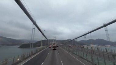 Hong Kong - 17 Şubat 2024: Lantau Bağlantısı 'nın en önemli unsuru, zaman ayarlı 