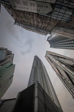 5 Nisan 2024 Yeni ve eski mimari Tsim Sha Tsui Hong Kong