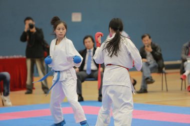 HONG KONG - 8 Mart 2015 Spor salonunda kimonolu dövüşçüler