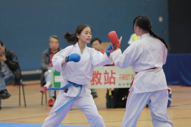 HONG KONG - 8 Mart 2015 Spor salonunda kimonolu dövüşçüler