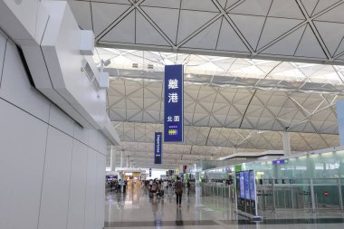 Hong Kong Uluslararası Havaalanı 'nın iç çekimleri. Hong Kong 11 Mayıs 2024