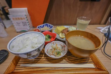 Japon mutfağı Kyushu 'da yemek hazırladı.