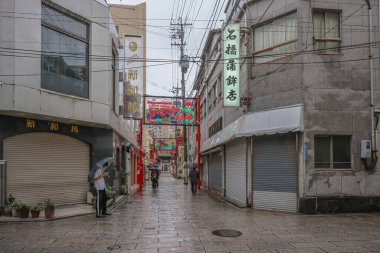 Aslen 12 Mayıs 2024 Çinli tüccarların depolarının bulunduğu yer..