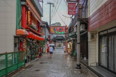 Aslen 12 Mayıs 2024 Çinli tüccarların depolarının bulunduğu yer..