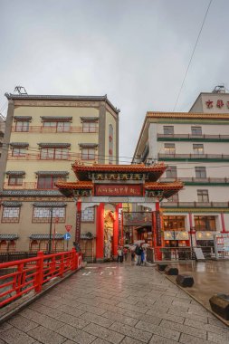 Aslen 12 Mayıs 2024 Çinli tüccarların depolarının bulunduğu yer..