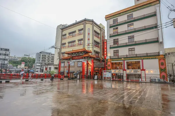 Aslen 12 Mayıs 2024 Çinli tüccarların depolarının bulunduğu yer..