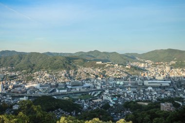 13 Mayıs 2024 Nagasaki 'nin büyüleyici tarihi şehir manzarası.