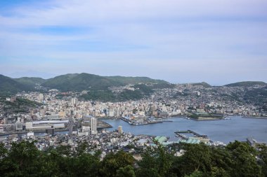 13 Mayıs 2024 Nagasaki 'nin büyüleyici tarihi şehir manzarası.
