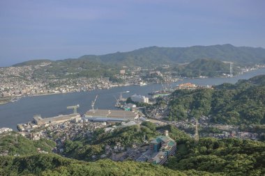 13 Mayıs 2024 Nagasaki 'nin büyüleyici tarihi şehir manzarası.