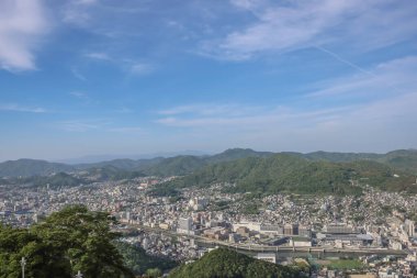 13 Mayıs 2024 Nagasaki 'nin büyüleyici tarihi şehir manzarası.