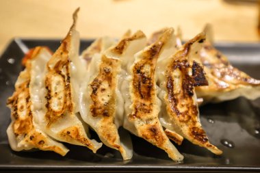 Nagasaki Gyoza: Tuzlu Lezzetli Çıtır Cepler