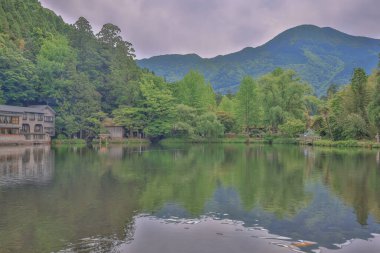 15 Mayıs 2024 Kinrin Gölü nehri, Yufuin japan