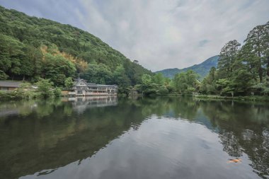 15 Mayıs 2024 Kinrin Gölü nehri, Yufuin japan